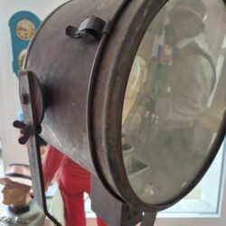 Original alter Kupfer Scheinwerfer mit kleiner Fassung, Elektrik neu